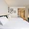 Отель Hampton By Hilton Tashkent