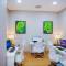 Отель Royal Regency Suites Marina