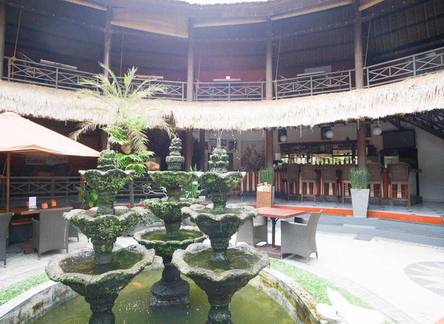 Отель RedDoorz Premium near Senggigi Beach