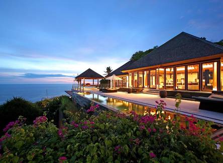 Отель The Edge Bali