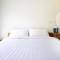Отель Ocean12 Chic Hotel