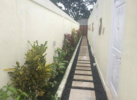 Отель Bali Paradise Suites Seminyak
