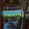 Отель Mr Kahawa Waterfront Suites