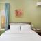 Отель Centra By Centara Muscat Dunes Hotel