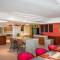 Отель Centra By Centara Muscat Dunes Hotel