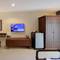 Отель The Hideaway Resort