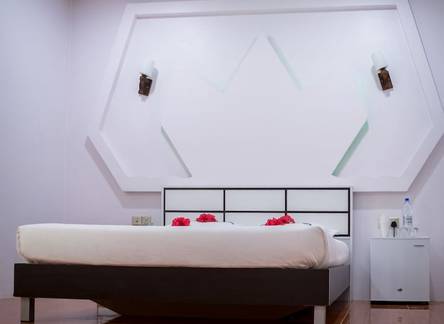 Отель Hulhudheli Inn