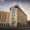 Отель Radisson Blu Hotel Dubai Deira Creek