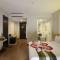 Отель Grand Whiz Hotel Nusa Dua