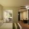Отель Grand Whiz Hotel Nusa Dua