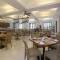 Отель Grand Whiz Hotel Nusa Dua