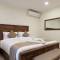 Отель Seashell Suites and Villas