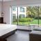 Отель Hyatt Centric Candolim Goa