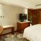 Отель Dongfanggong Hotel Beijing