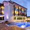 Отель Supreme Hotel