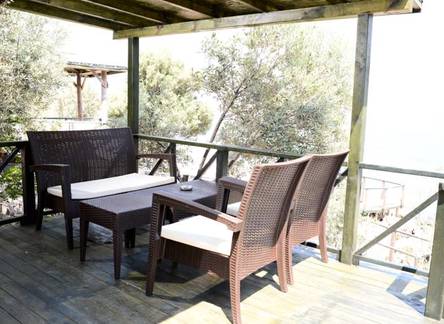Отель Nuris Beach Bungalows