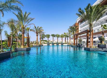 Отель Amanti, MadeForTwo Hotels