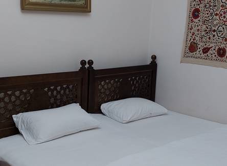 Отель Orom Hotel