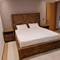 Отель Royale Suites by Arc Royal Luxury Apartments