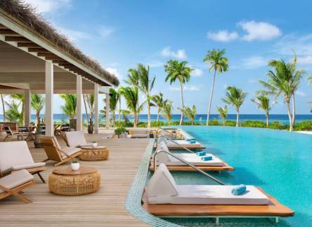 Отель Hilton Maldives Amingiri Resort & Spa