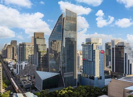Отель Mercure Bangkok Sukhumvit 24