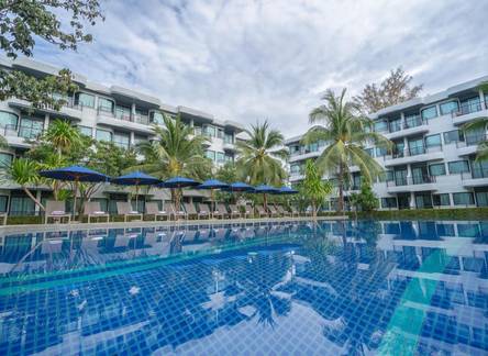 Отель Holiday Style Ao Nang Beach Resort, Krabi