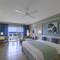 Отель Grand Aston Cayo Paredon