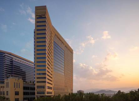Отель Doubletree By Hilton Fujairah City
