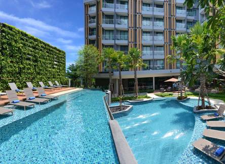 Отель Hotel Amber Pattaya