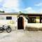 Отель The Bilimbi Guesthouse & Inn