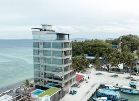 Отель Clarks Exotica, Kamadhoo Maldives