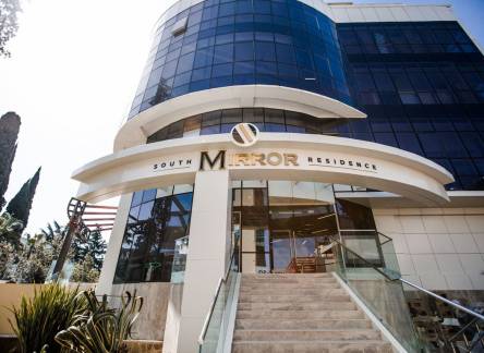 Отель South Mirror Residence апарт-отель