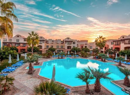 Отель Marina Resort Port Ghalib, a member of Radisson Individuals