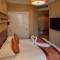 Отель Broadway Mansions