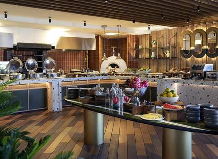 Отель Tribe Bali Kuta Beach