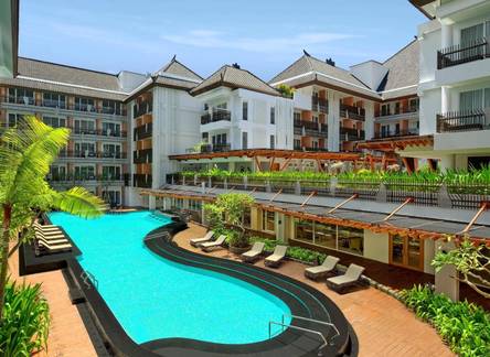 Отель Fairfield by Marriott Bali Kuta Sunset Road