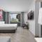 Отель Oakwood Studios Sukhumvit Bangkok