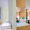 Отель The Anda Mani Khaolak Beachfront Villas