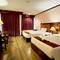 Отель B Buri Hotel