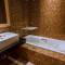 Отель Airport Beach Hotel Phuket