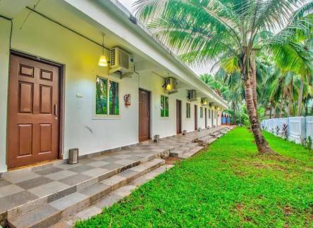 Отель Arambol Paradise Village Resort