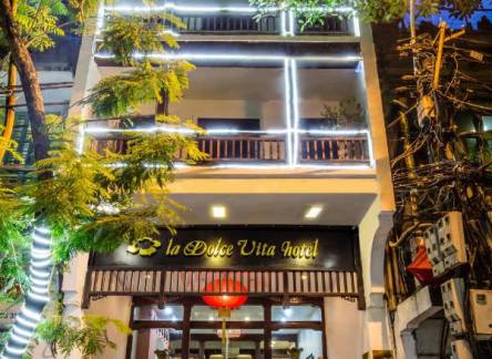Отель La Dolce Vita Hotel