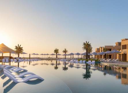 Отель Sofitel Al Hamra Beach Resort