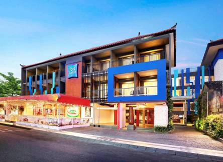 Отель Primera Hotel Seminyak