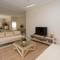Отель Beau Vallon Villa Chalets