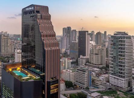 Отель Carlton Hotel Bangkok Sukhumvit