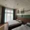 Отель Manresa Resort