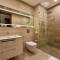 Отель Swiss-Belsuites Admiral Juffair