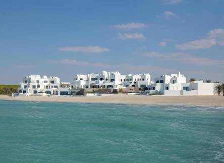 Отель Anantara Santorini Abu Dhabi Retreat