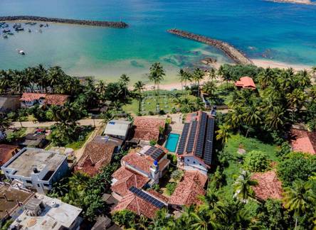Отель Shangrela Beach Resort